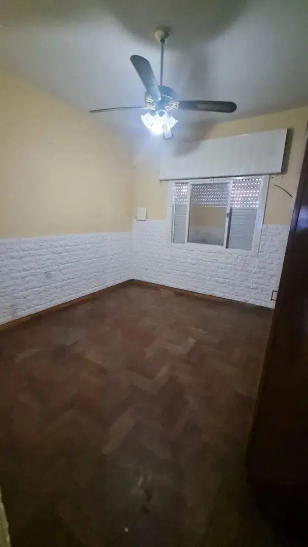 Casa Americana De 3 Ambientes Con Garage P/2 Autos Y Fondo Con Parrilla 5