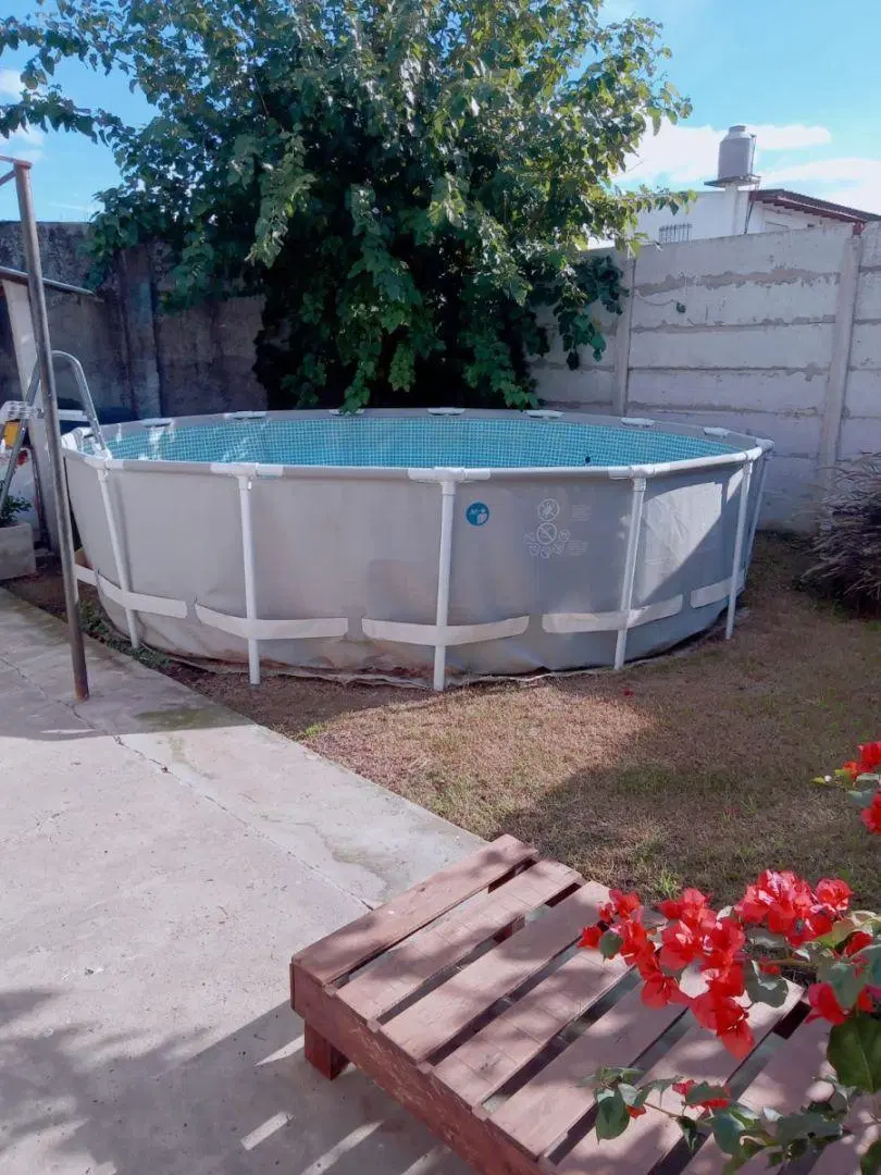 Casa En Venta En Villa Luzuriaga 4