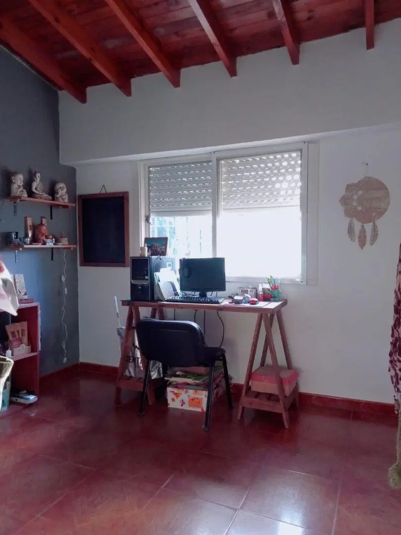 Casa En Venta En Villa Luzuriaga 5