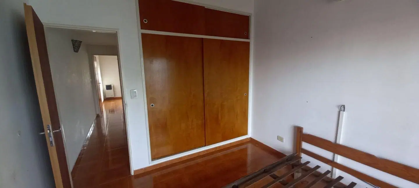 Casa 3 ambientes. | Triunvirato al 3000 3