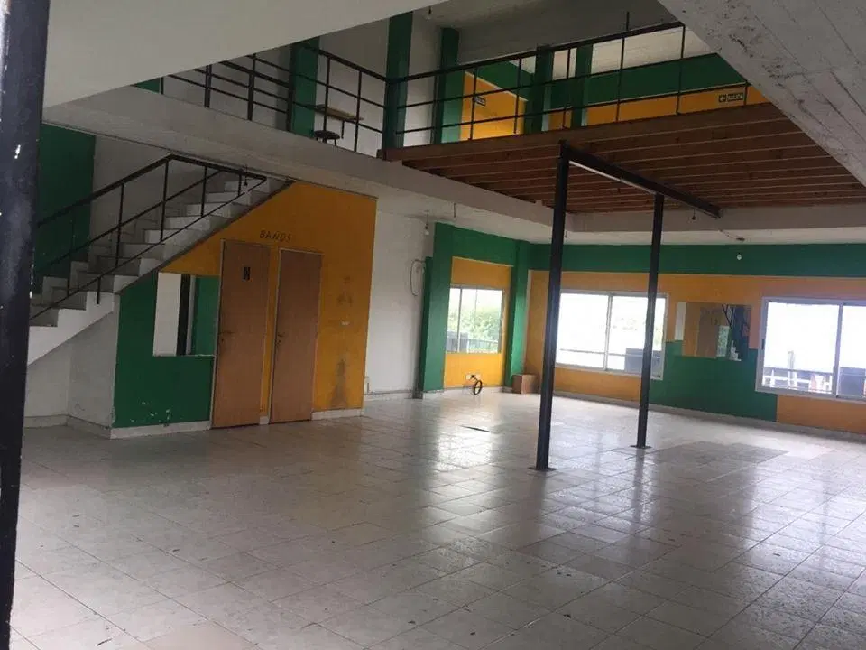 Local . | AV DON BOSCO al 2800 4