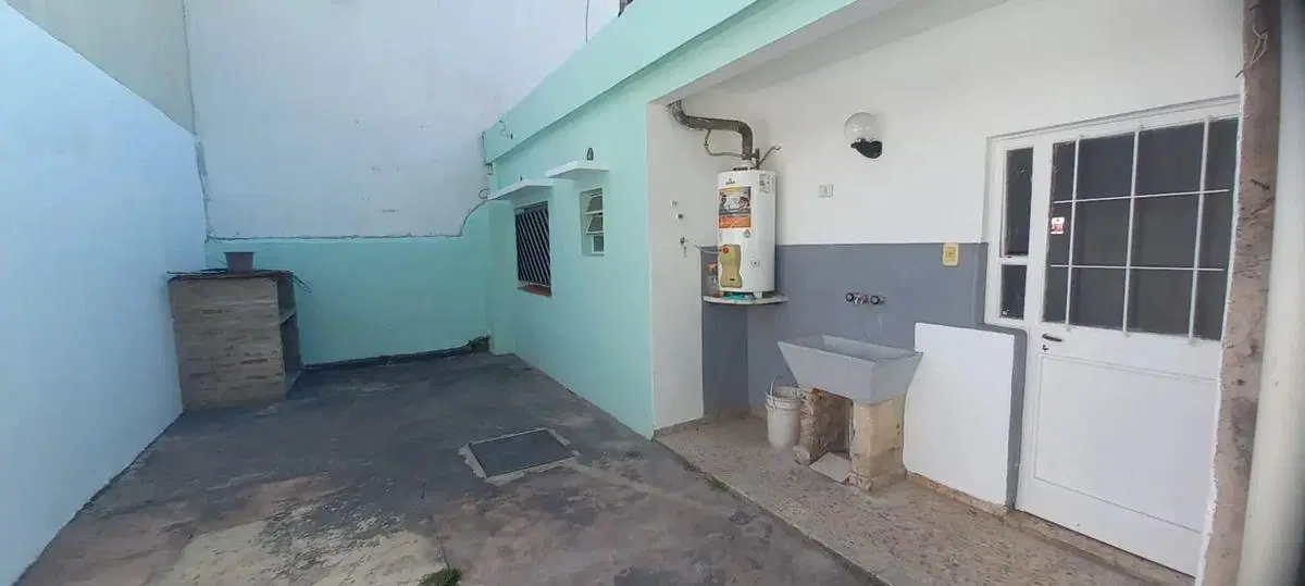 Casa En Alquiler En Villa Luzuriaga 5