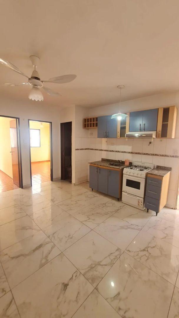 Foto de Departamento En Alquiler En Villa Luzuriaga, imagen 2