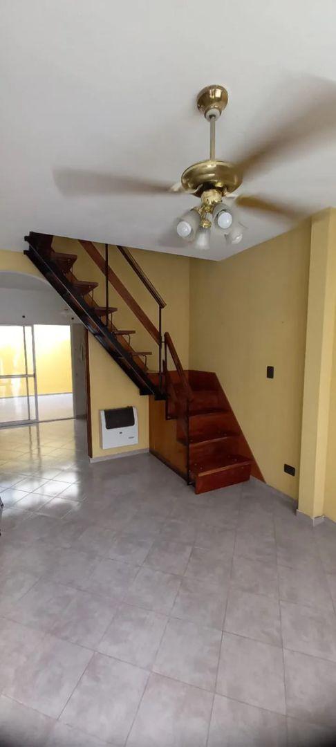 Foto de Duplex 3 Ambientes Con Cochera Y Patio, Sin Expensas. Excelente Estado, imagen 5
