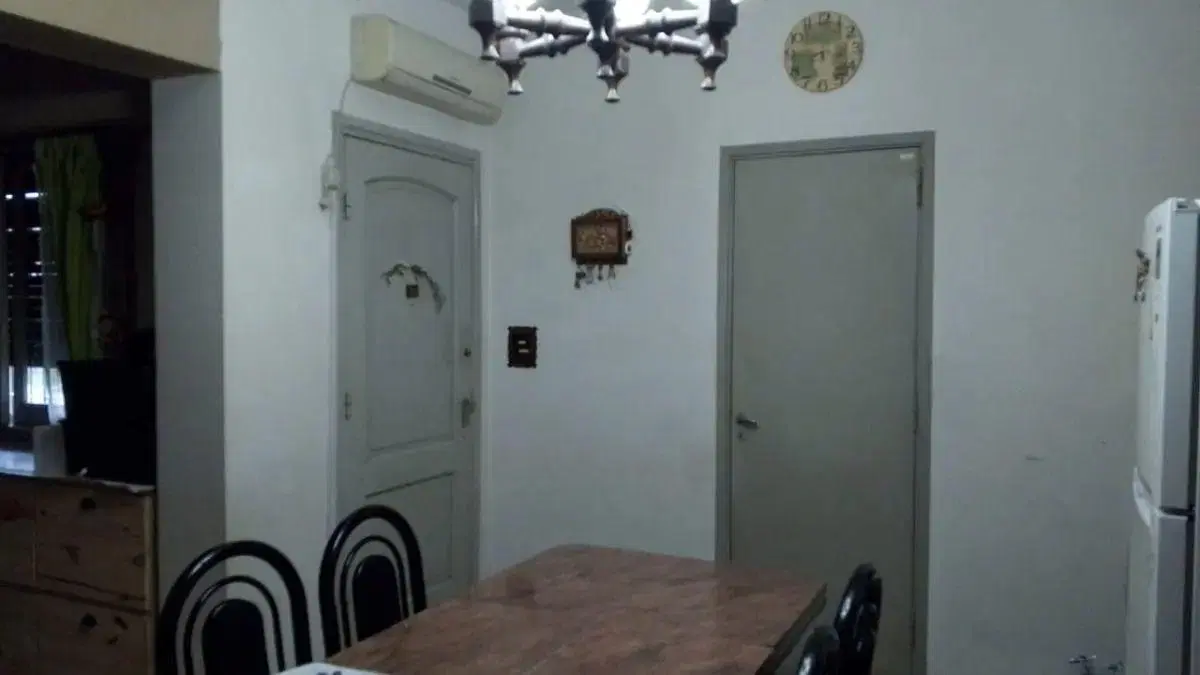 Casa 3 Ambientes En Villa Luzuriaga Con Jardín, Garage Cubierto, Y Fondo Libre Con Lavadero 3
