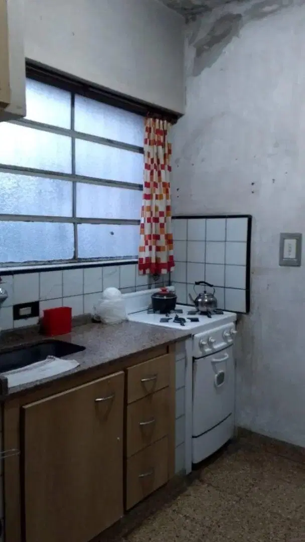 Casa 3 Ambientes En Villa Luzuriaga Con Jardín, Garage Cubierto, Y Fondo Libre Con Lavadero 4