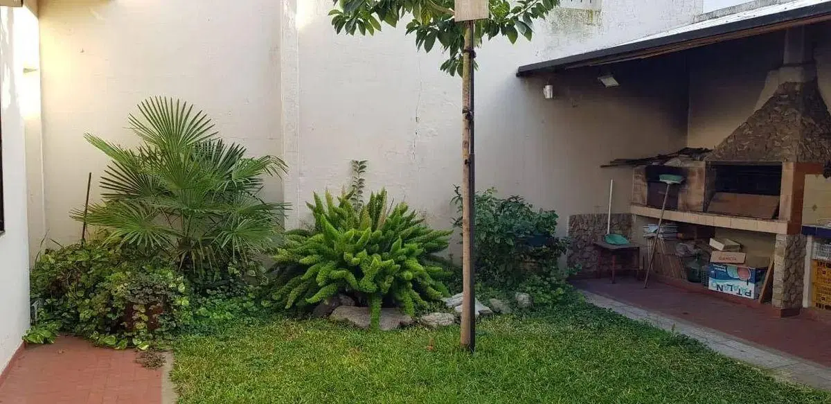 Casa En Venta En Ramos Mejía 5