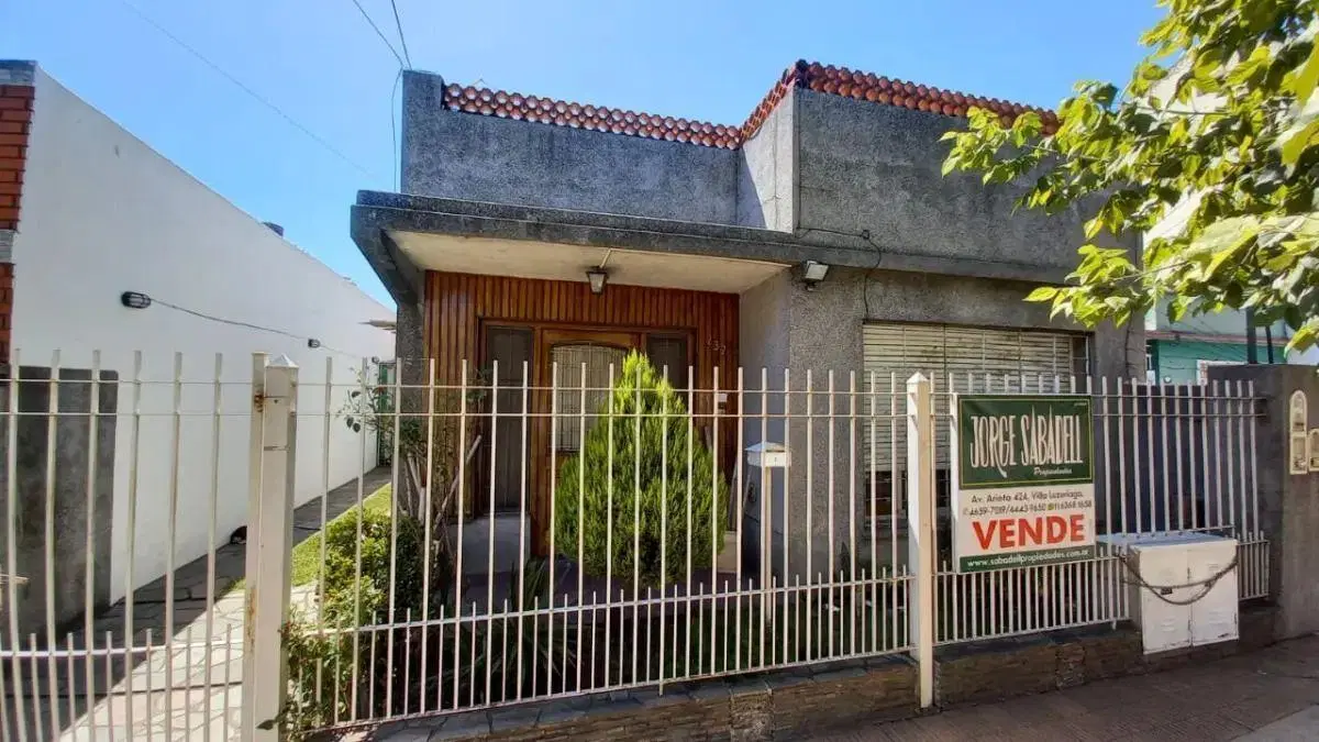 Casa En Venta En Villa Luzuriaga 2