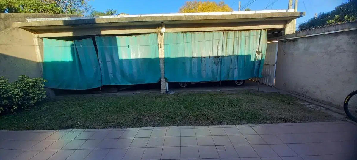 Casa Americana En Esquina Sobre Lote De 10 X 22, 3 Dormitorios 2