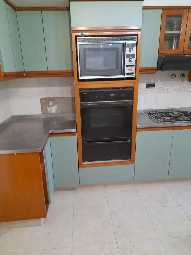Excelente Chalet En Dos Plantas De 4 Ambientes, Garage Para Varios Autos, Fondo Libre Con Pileta Cli 2