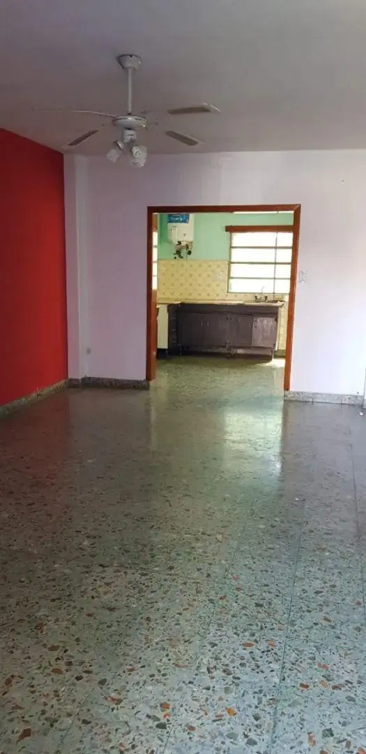 Casa En Venta En Villa Luzuriaga Con Garaje Y Patio 5
