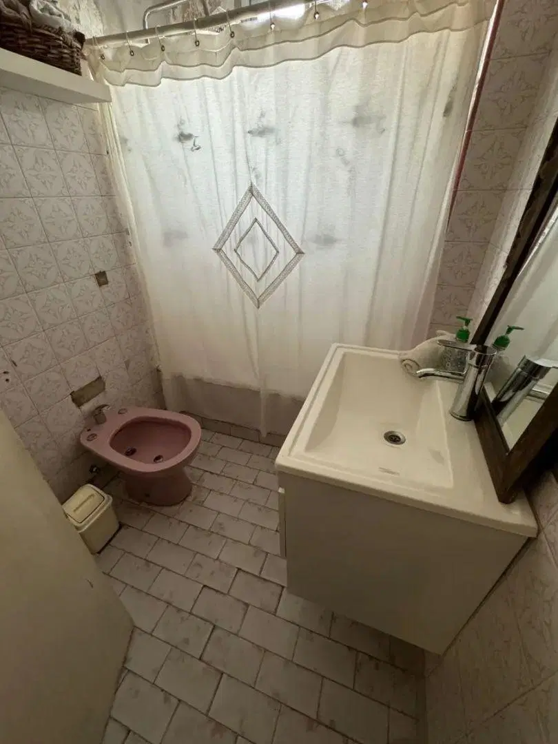 Casa En Venta En Villa Luzuriaga 4