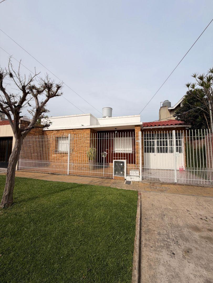 Foto de Casa 4 ambientes. | Almafuerte al 1000, imagen 1