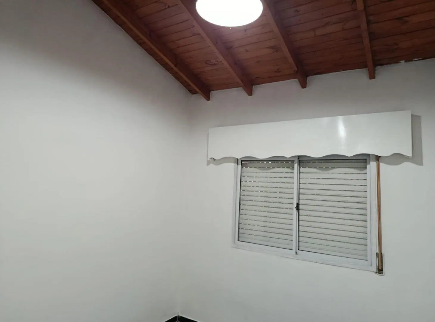 EXCELENTE DTO. A ESTRENAR CON PATIO Y ENTRADA DE AUTO A ESTRENAR. 3