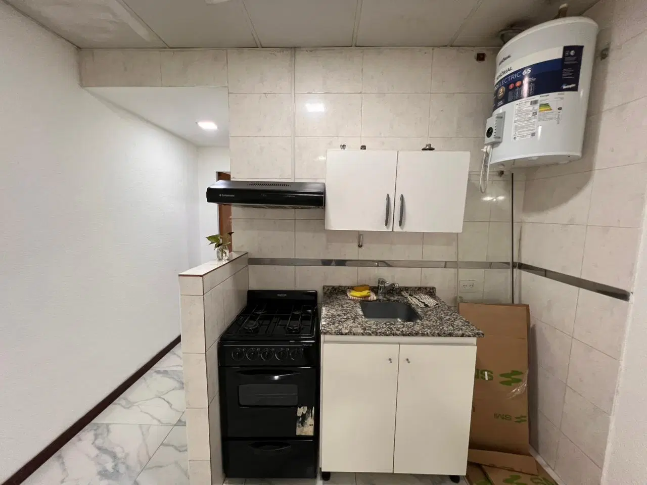 Excelente departamento en Virrey del Pino s/ colectora 2