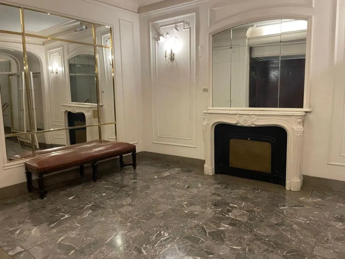 SEMIPISO 4 AMBIENTES EDIFICIO FRANCES AV.PUEYRREDON ESQUINA ARENALES 2
