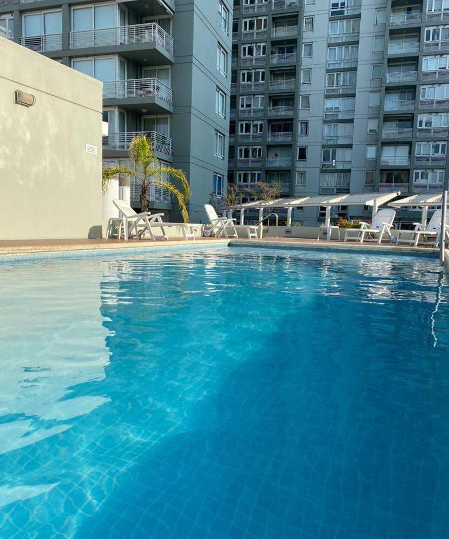 Foto de EXCELENTE DEPARTAMENTO EN TORRE DE CATEGORIA. 3 AMBIENTES AMOBLADO, imagen 2