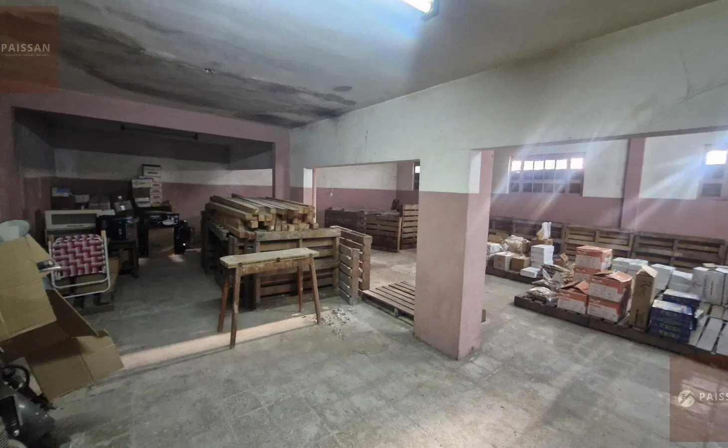 Galpón en venta con Casa de 3 ambientes independiente 5