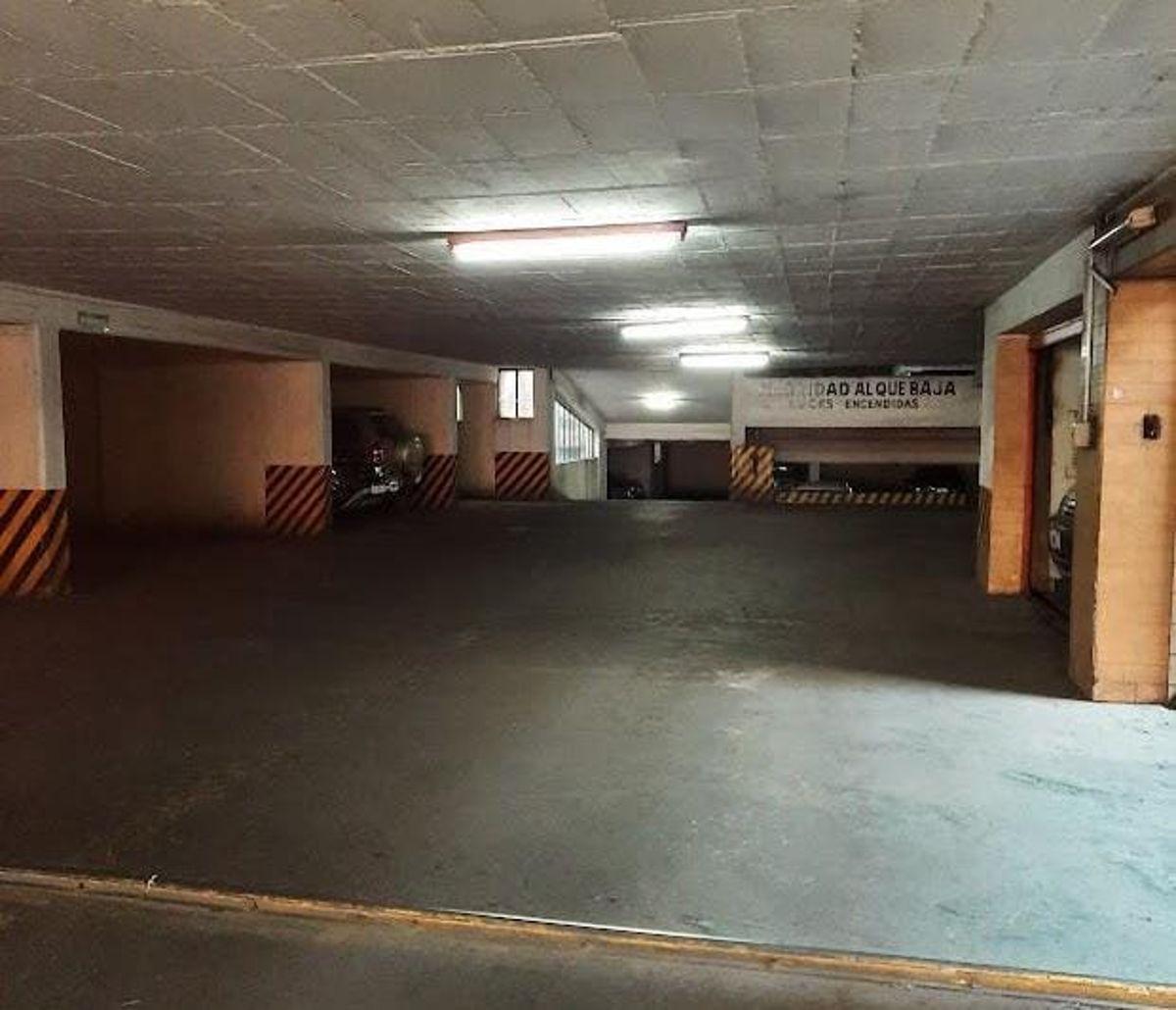 Foto de Adm Inmobiliaria VENDE cochera - B° Centro, imagen 5