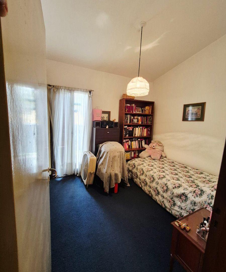 Foto de ADM VENDE Excelente Casa 3 dormitorios y dos baños - Bº Villa, imagen 5