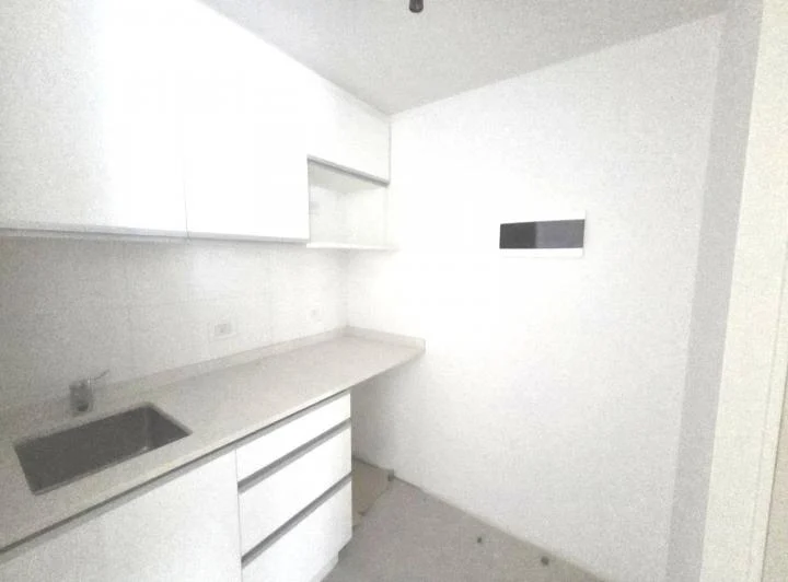 VENTA DEPARTAMENTO RECOLETA: 3-4 OFICINAS-CONSULTORIOS-  F. MEDICINA -APTO CRÉDITO- 4