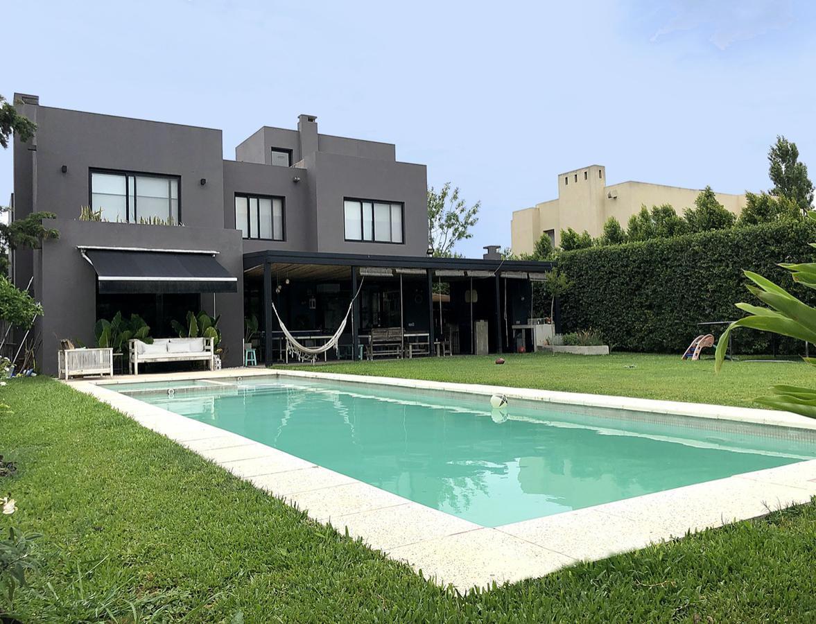 ALQUILER CASA STA. BARBARA: CASA CON 3/4 DORM-GRAN PARQUE- ACCESO A CLUB STA. BÁRBARA -FEBRERO