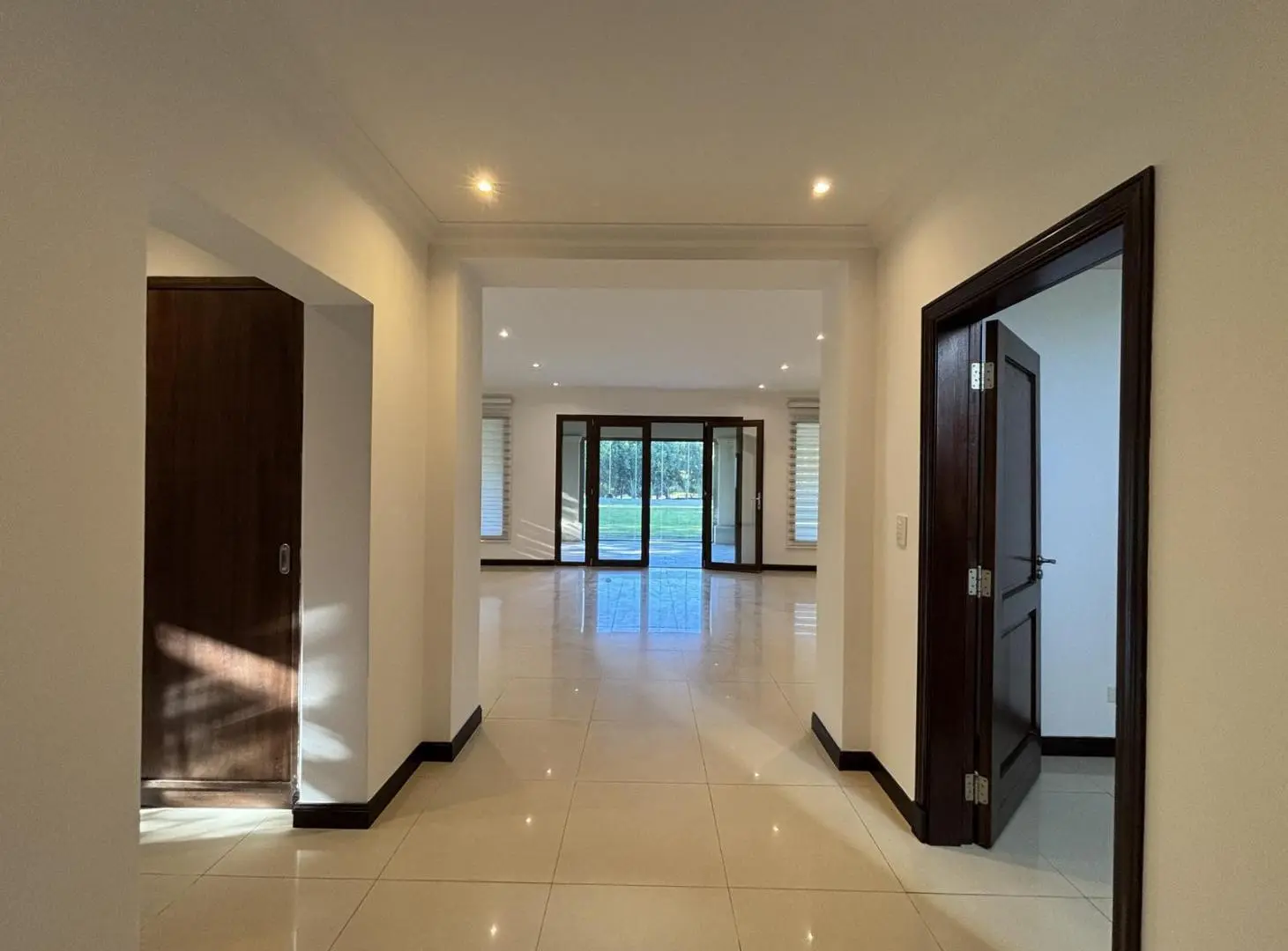 ALQUILER CASA El GOLF NORDELTA: 4 DORMITORIOS - PLAYROOM - GRAN PARQUE 5