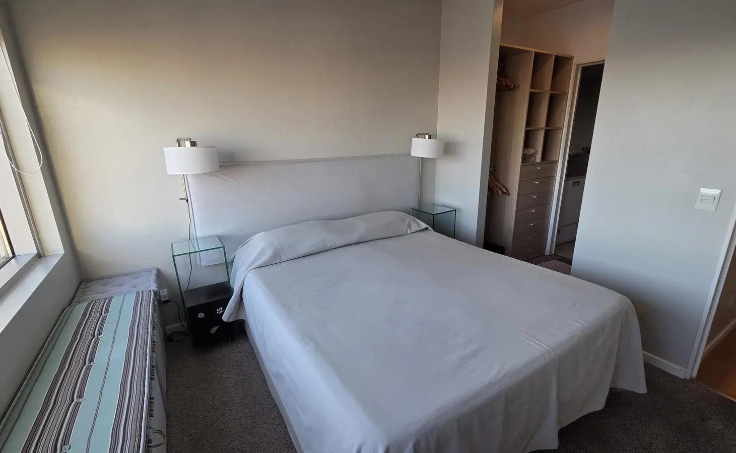 ALQUILER DEPARTAMENTO PALERMO: PISO ALTO 2 DORM C/MUEBLES Y COCHERA - SEG 24Hs -PAQUETE 8