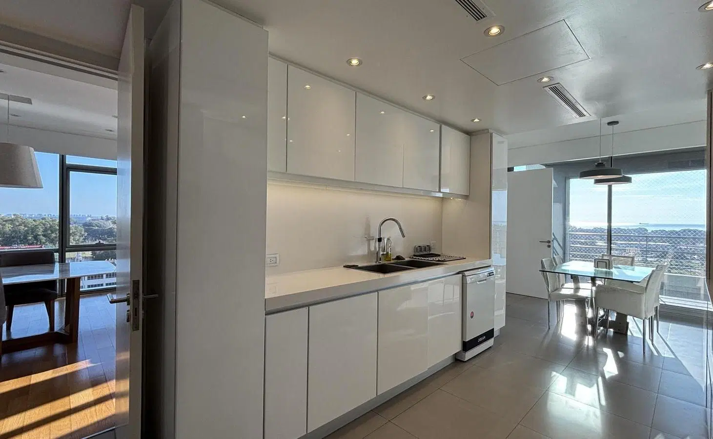 ALQUILER DEPARTAMENTO BELGRANO: 3 DORM-  COCH - DEP. SERV. - FORUM ALCORTA 3