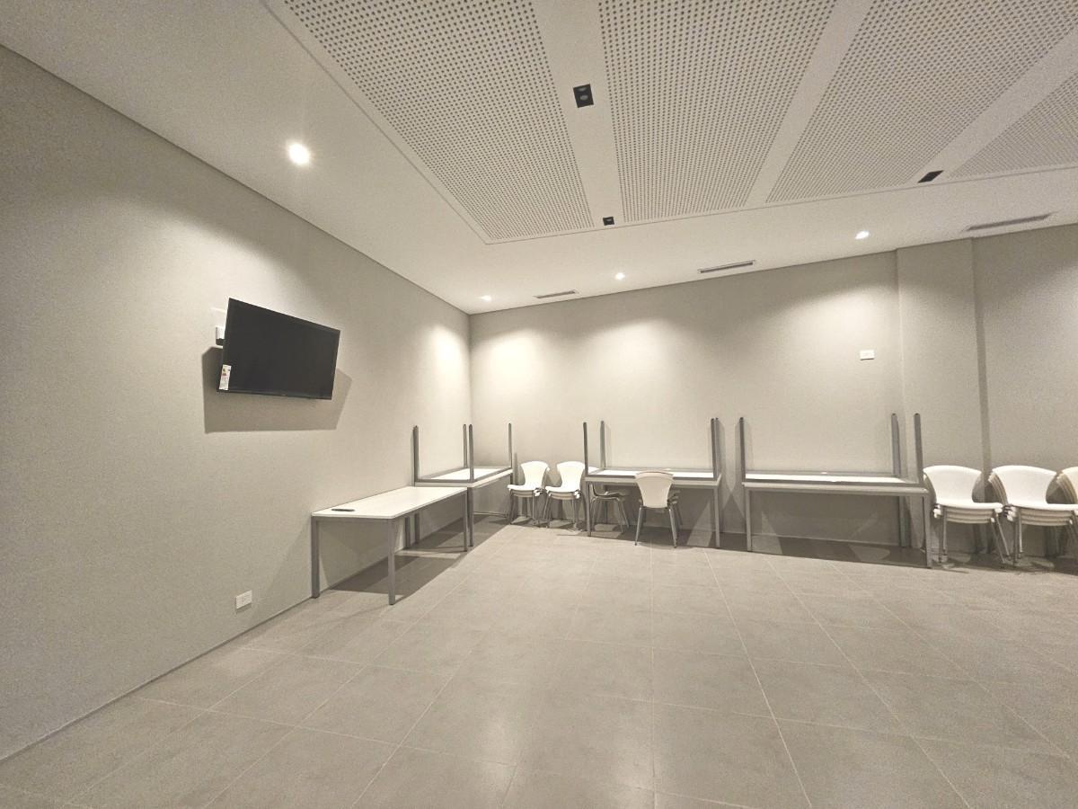 Foto de VENTA OFICINA RECOLETA: AMBIENTE ÚNICO DIVISIBLE: 3 ó 4, imagen 2