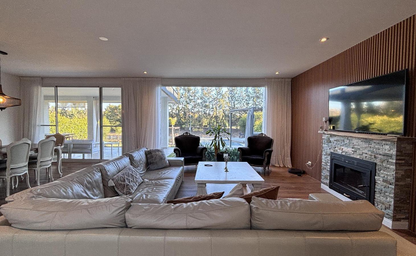 Foto de ALQUILER CASA CABOS DEL LAGO NORDELTA: 4 DORMITORIOS C/MUEBLES, imagen 1