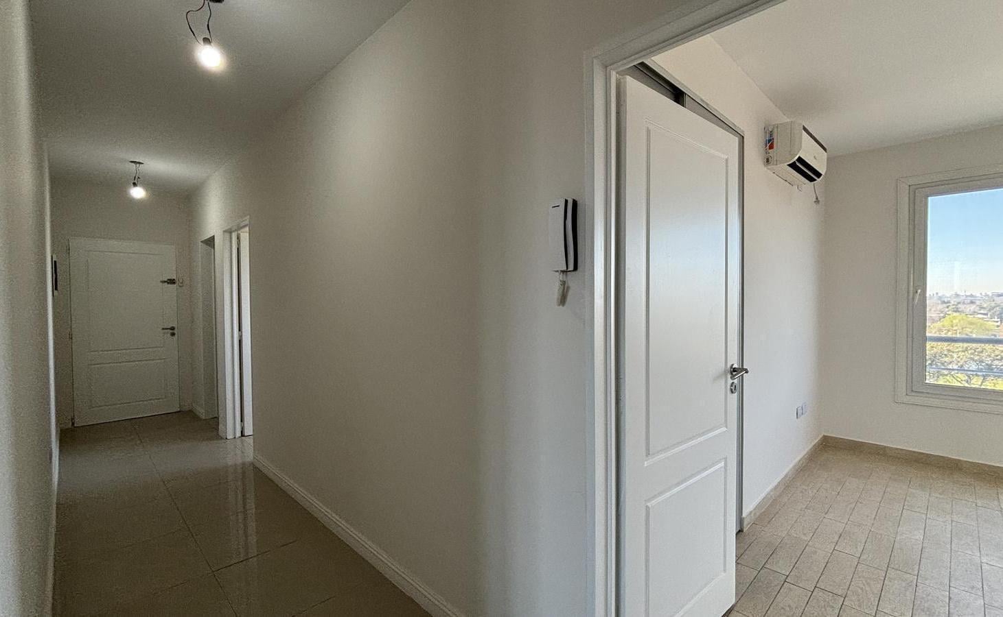 Foto de VENTA DEPARTAMENTO MIRADORES BAHÍA NORDELTA: APTO CREDITO -2 DORM, imagen 4