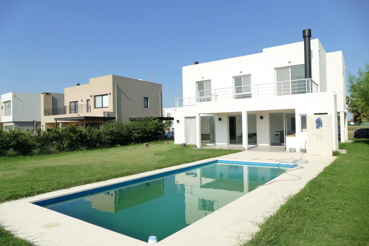 Foto de ALQUILER CASA ESCOBAR PUERTOS: 3 DORMITORIOS -DEPENDENCIA - PISCINA, imagen 1