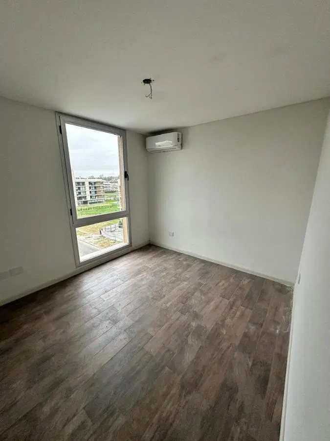 ALQUILER 1 DORMITORIO CON TERRAZA EXCLUSIVA   1COCHERA 4