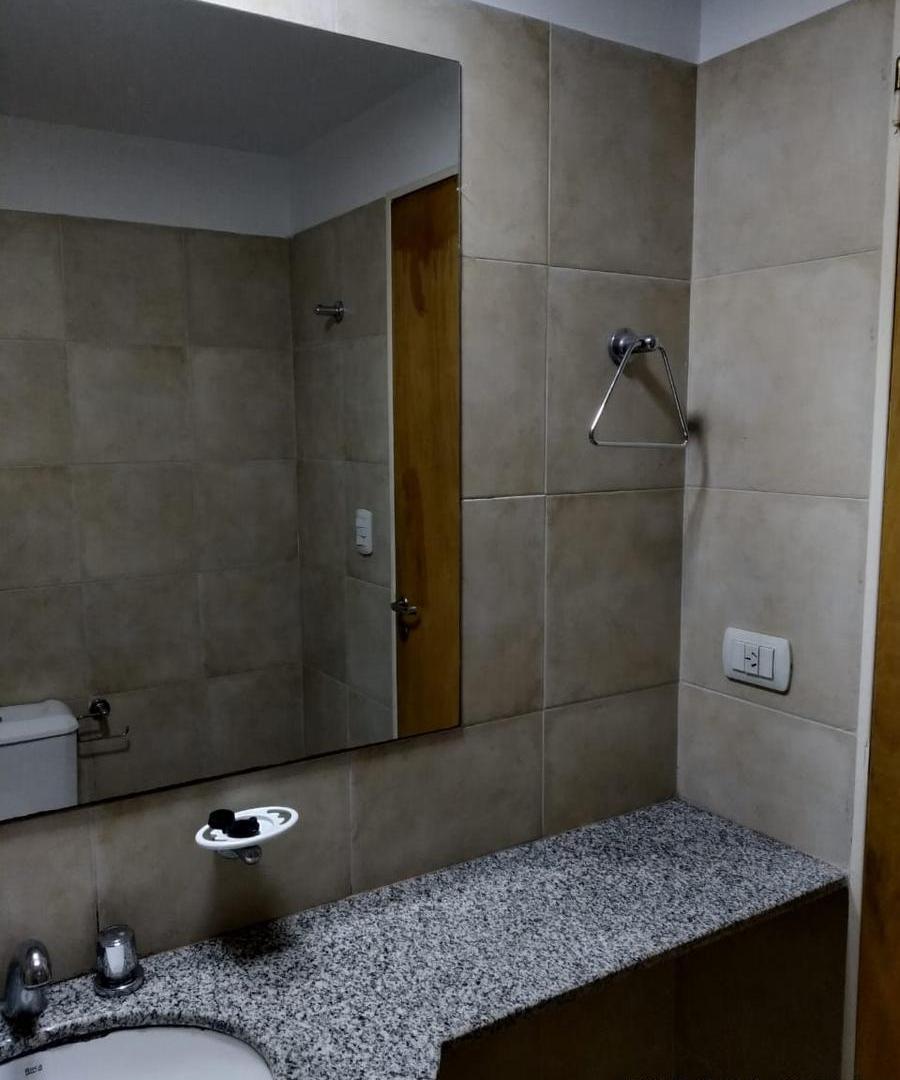 Foto de Departamento monoambiente con patio, imagen 4