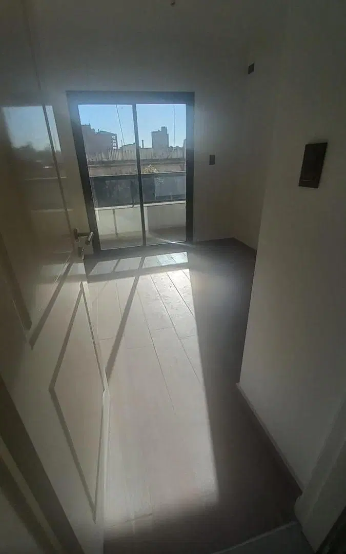 Venta, 1 dormitorio a estrenar, edificio con pileta 3