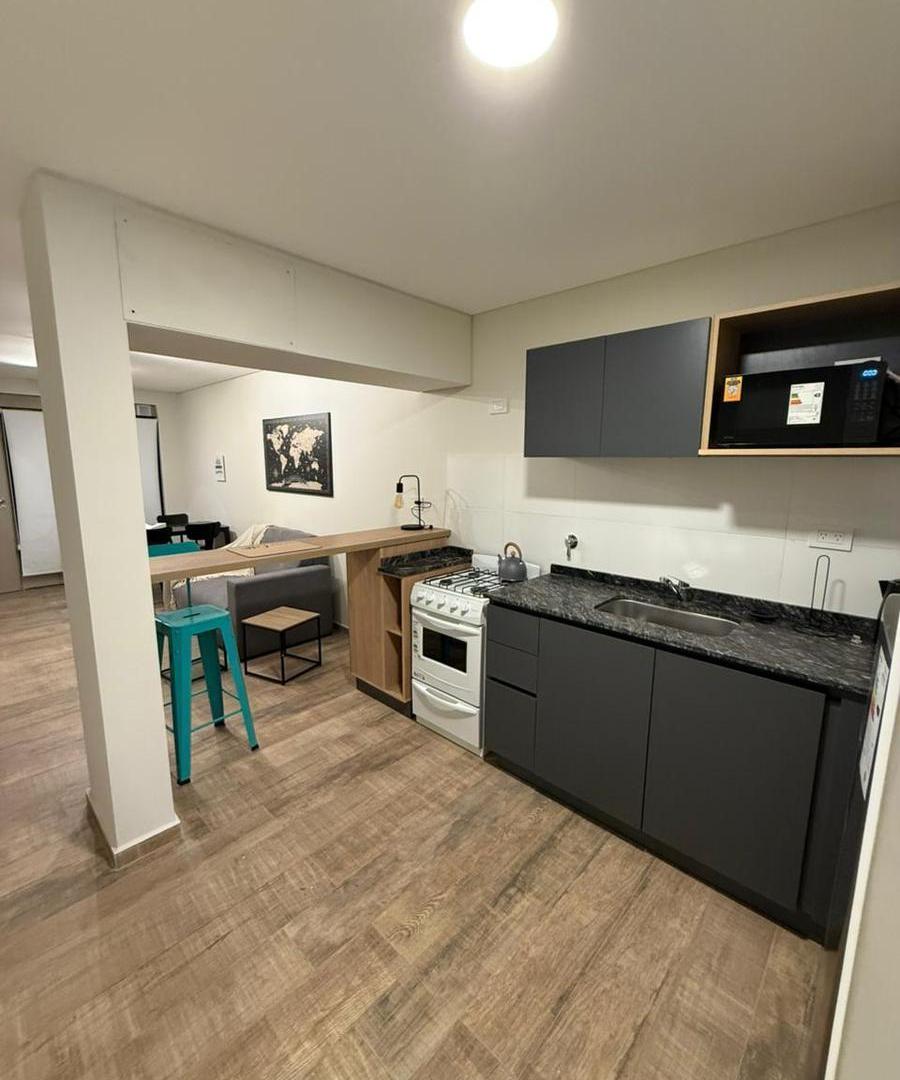 Departamento 1 dormitorio con balcón en venta Guemes