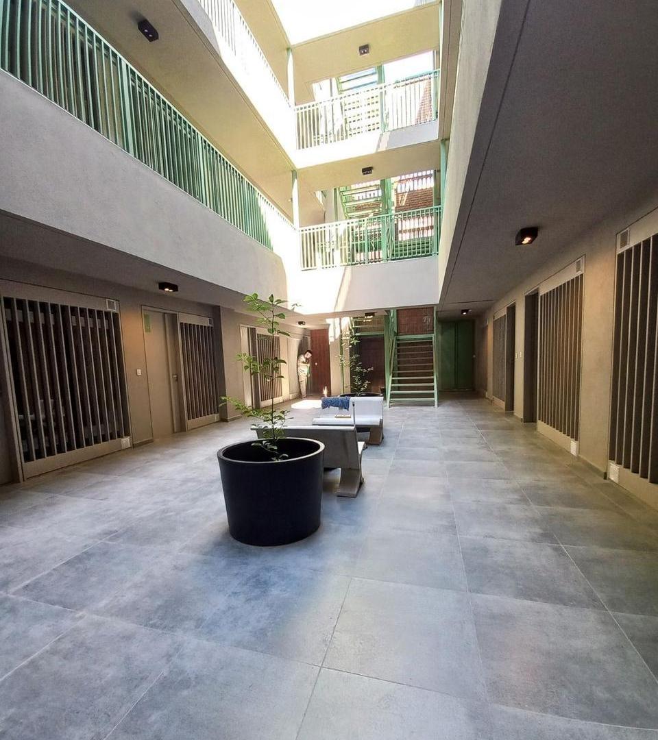 Departamento 1 dormitorio con balcón en venta Guemes