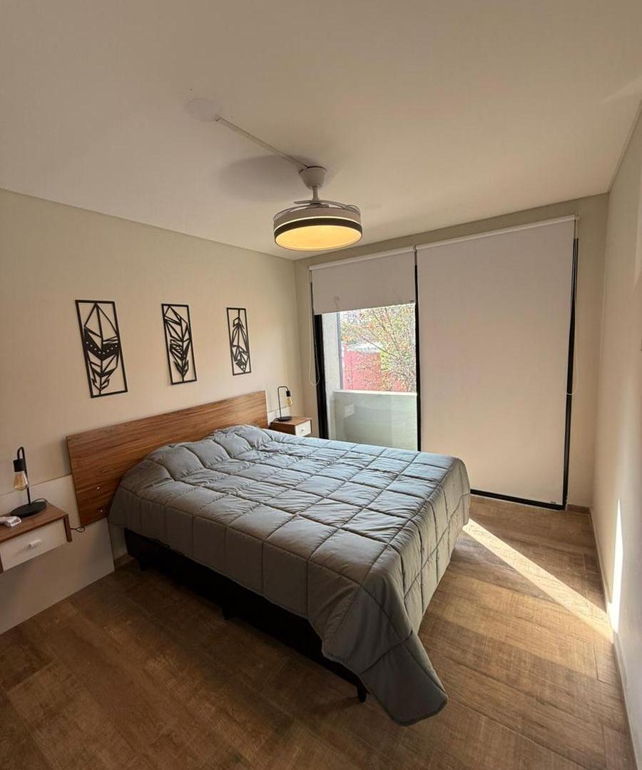 Departamento 1 dormitorio con balcón en venta Guemes