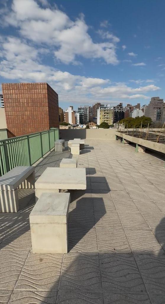 Departamento 1 dormitorio con balcón en venta Guemes