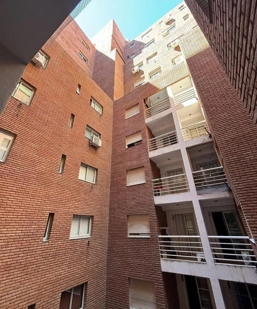 Alquiler depto 1 dormitorio con balcón expensas bajas en Nueva Cordoba 8
