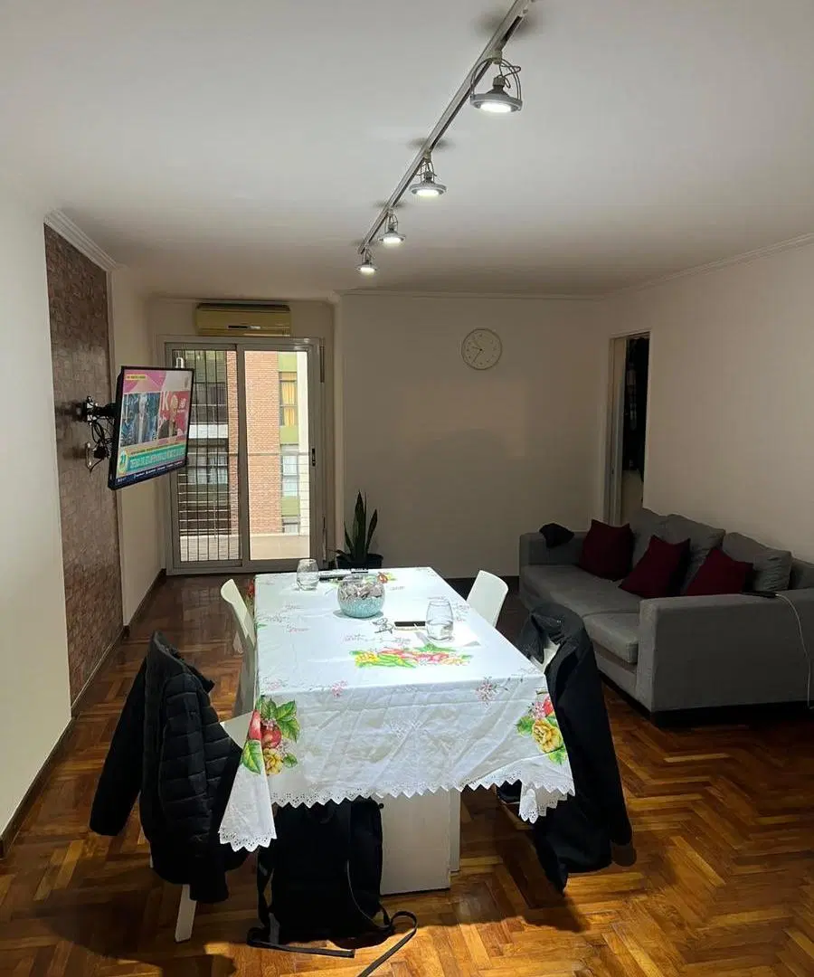 Departamento en alquiler 2 dormitorios 2 baños con balcón AMOBLADO. 3