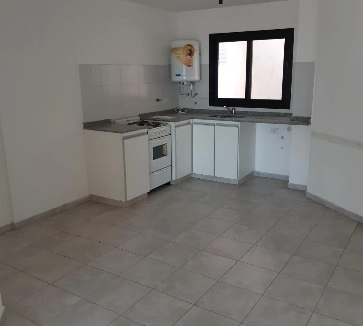 Venta, departamento 1 dormitorio, edificio con pileta y asadores 3