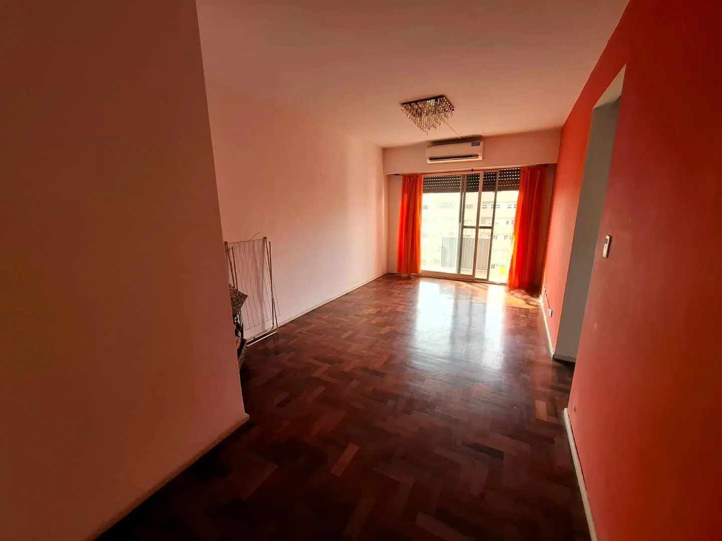 DPTO 3 AMB., EN COMPLEJO "BARRIO AUTOPISTA" 3