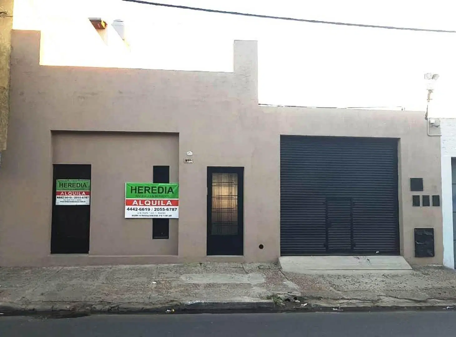 LOCAL COMERCIAL EN AVENIDA 2