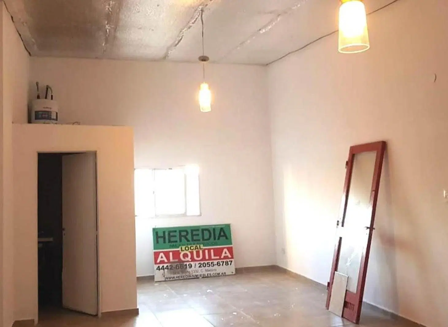 LOCAL COMERCIAL EN AVENIDA 5