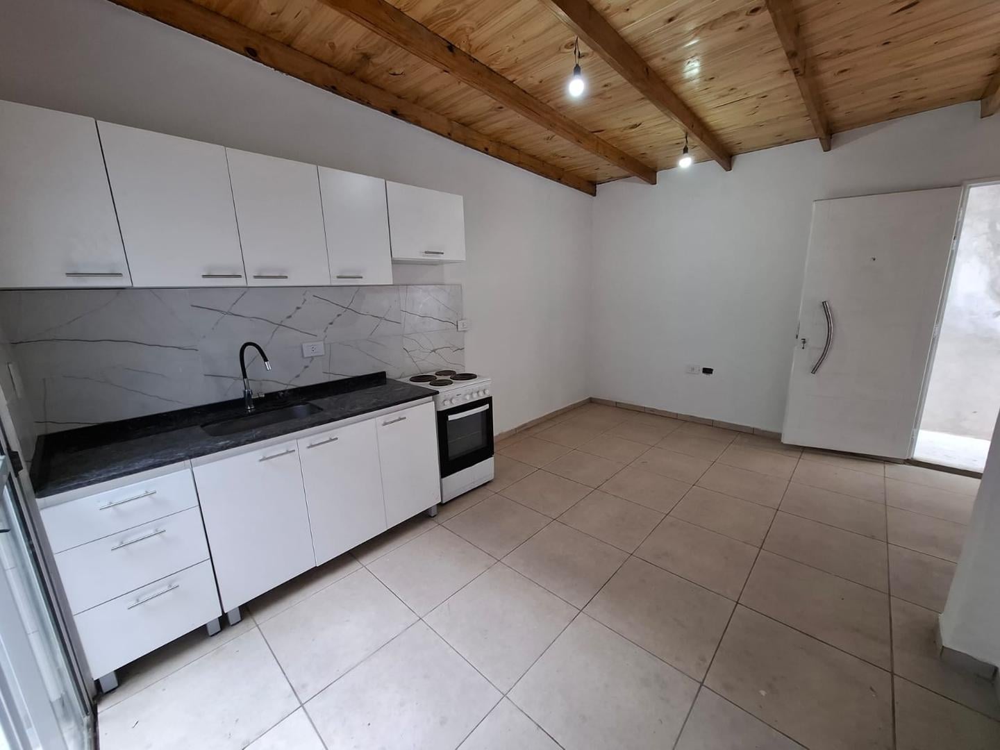 Foto de ALQUILER 2 AMB Y MEDIO REFACCIONADO A NUEVO PATIO SIN EXP, imagen 4