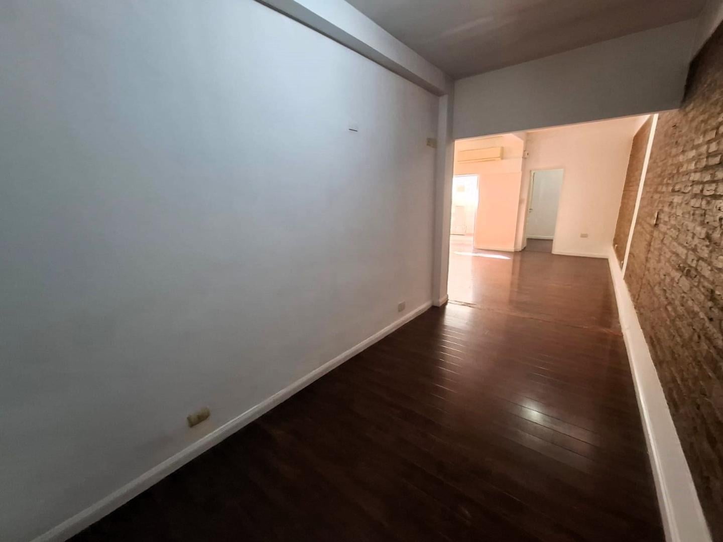 Foto de DPTO 2 AMB. C/VESTIDOR, EXCEL UBICACIÓN, imagen 2