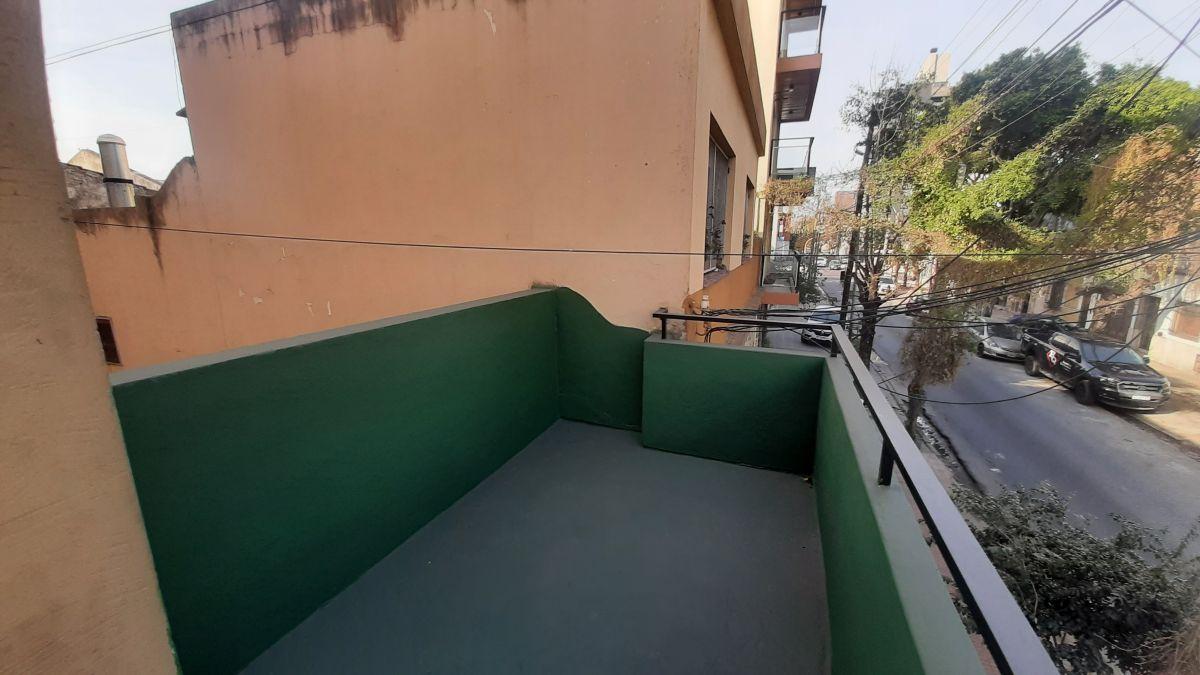 Foto de Alquiler 3 Ambientes R escalada a metros de avenida Yrigoyen, imagen 4