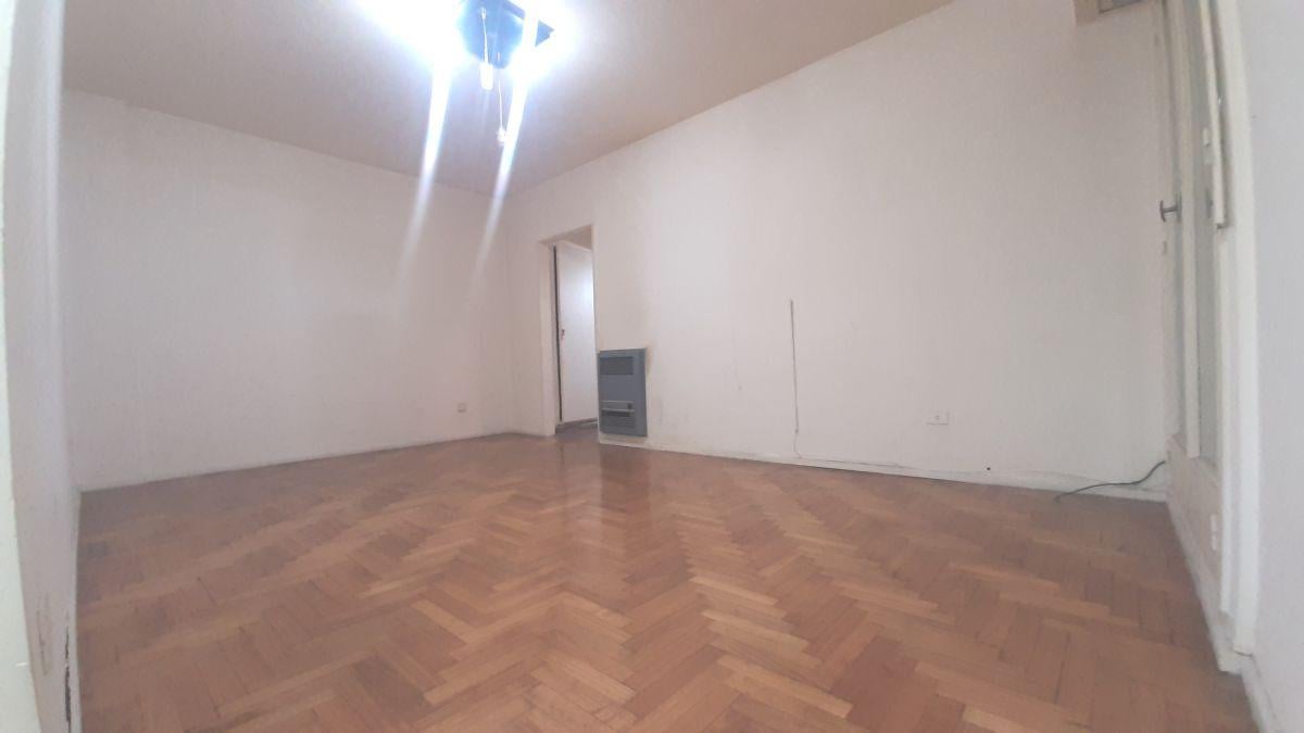 Foto de Venta departamento 2 Amb excelente ubicación, Lomas de Zamora, imagen 3